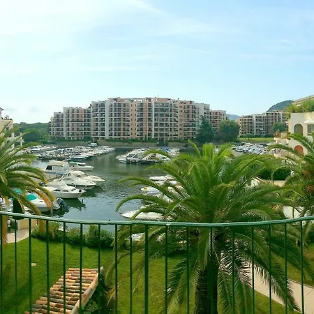 Ile De Cannes Marina Viii